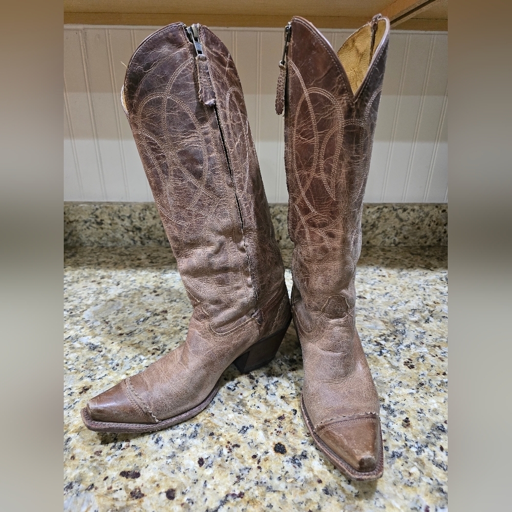 Vtg Tony Lama Womens Cowboy Boots Size 6B Brown Western